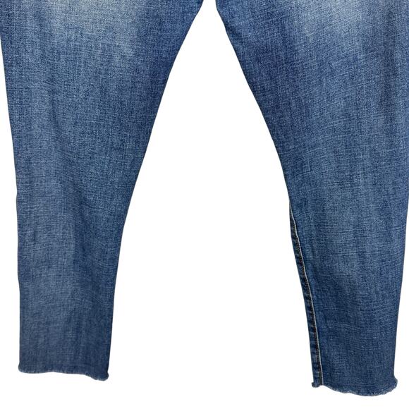 True Religion SZ 30 Stella Jeans Cropped Mid-Rise Distressed Stretch Whiskered - Picture 7 of 11